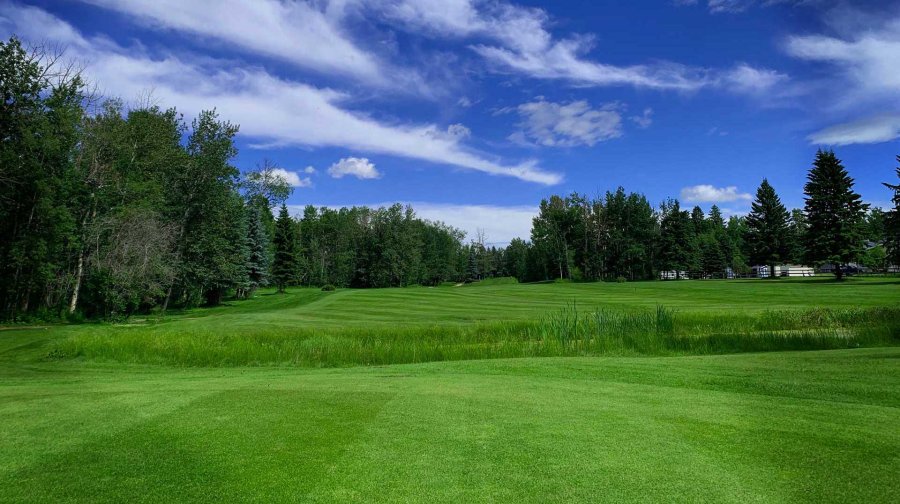 Pigeon Lake Golf Club